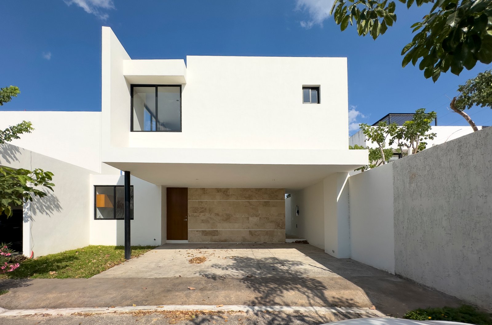 1804-Casa-en-venta-de-3-recamaras-en-Conkal-al-norte-de-Merida-equipada-y-amueblada (1).jpg